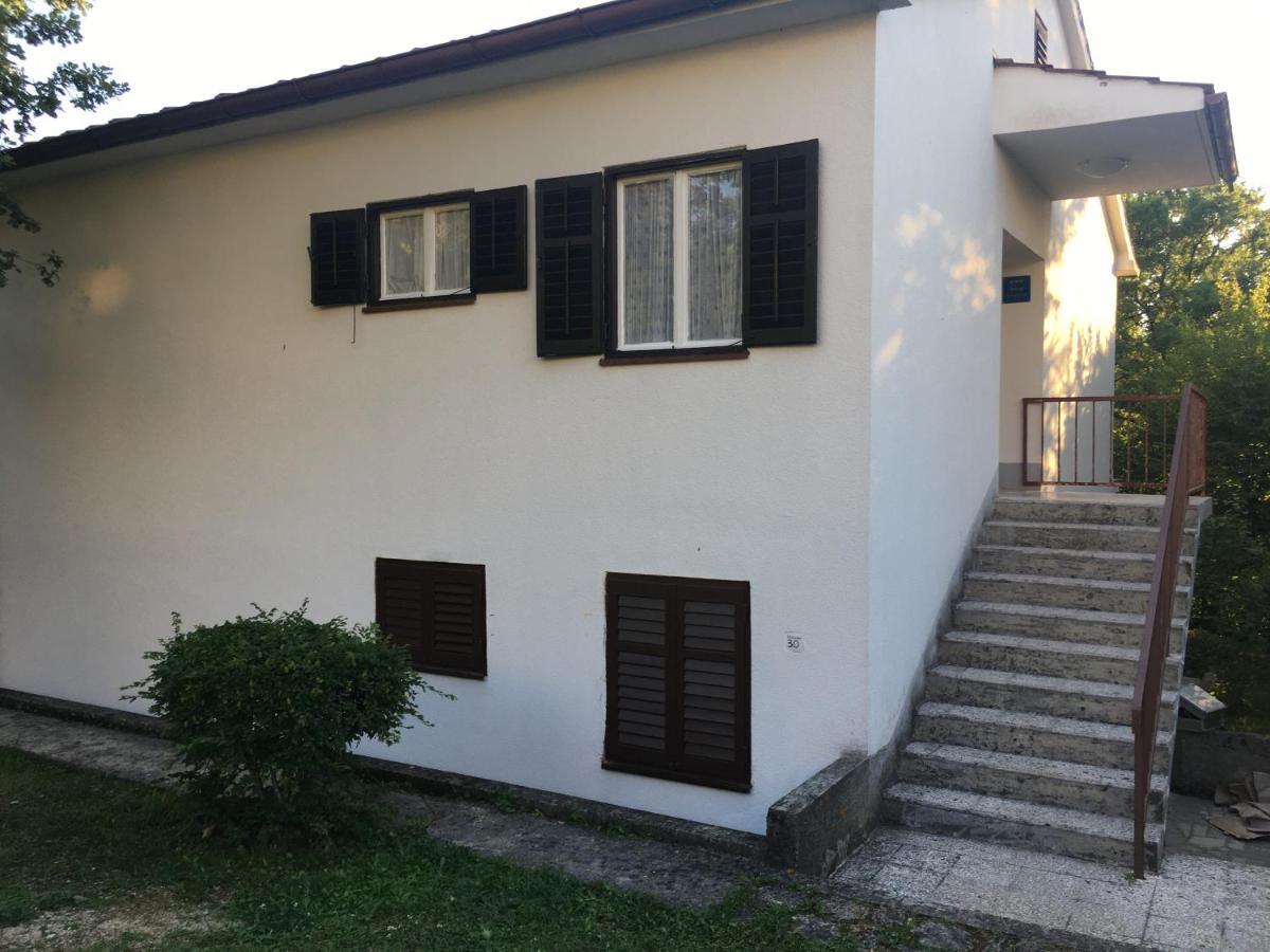 Apartman Kora Njivice Esterno foto