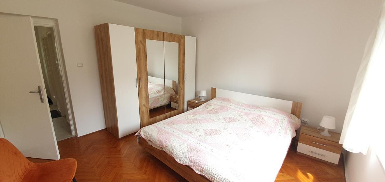 Apartman Kora Njivice Esterno foto