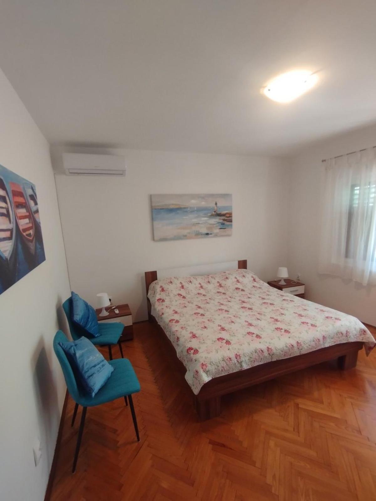 Apartman Kora Njivice Esterno foto
